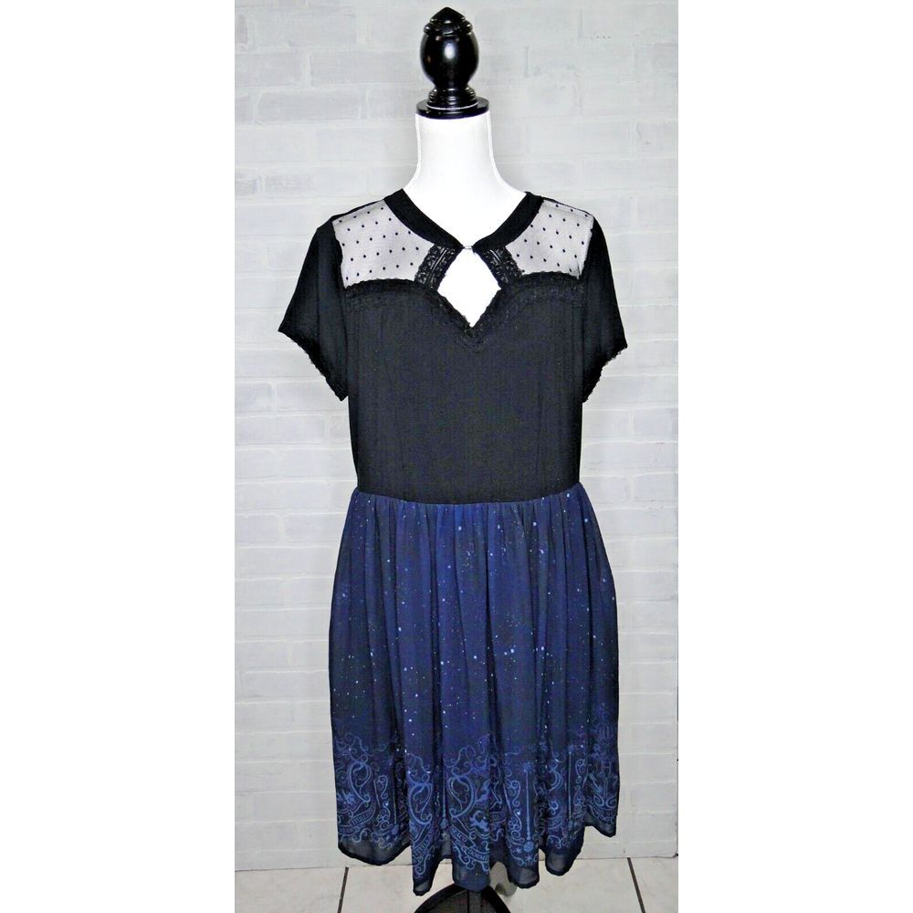 Torrid Harry Potter Hogwarts‎ Crest Dress Torrid Size 1 14-16 Womens
